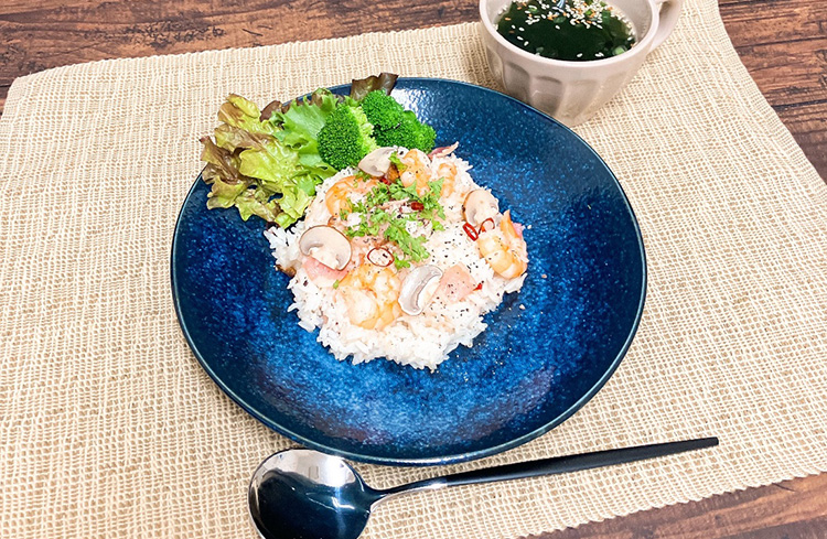 カレー風味ペペロンチーノごはん